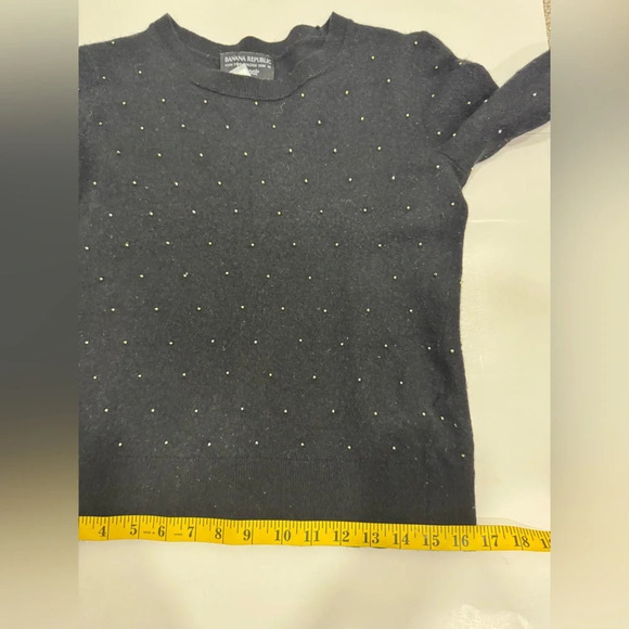 Banana Republic Black sweater with gold beads from sz large. Runs small. - Picture 9 of 13